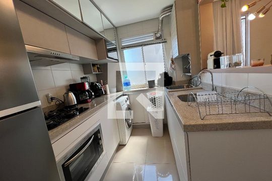 Cozinha e Área de Serviço de apartamento à venda com 2 quartos, 40m² em Rondônia, Novo Hamburgo