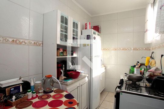 Cozinha de apartamento à venda com 1 quarto, 39m² em Floresta, Porto Alegre