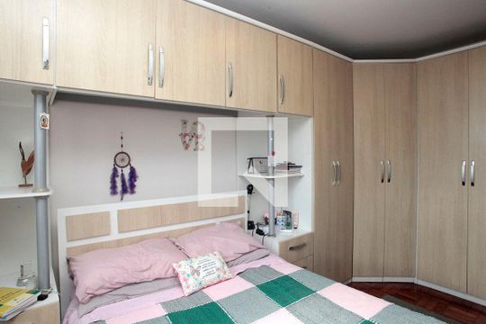 Quarto de apartamento à venda com 1 quarto, 39m² em Floresta, Porto Alegre