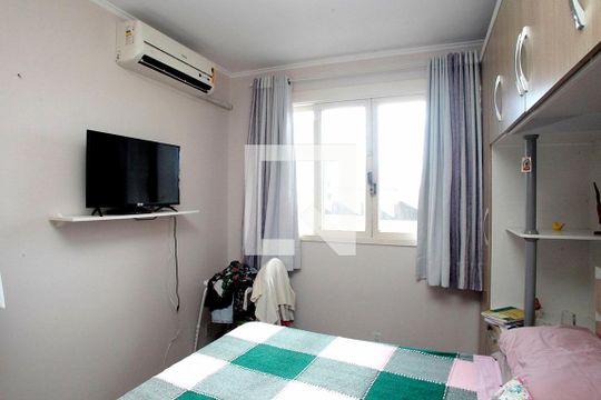 Quarto de apartamento à venda com 1 quarto, 39m² em Floresta, Porto Alegre