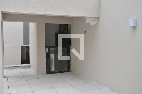 Área comum - Piscina de apartamento à venda com 2 quartos, 58m² em Jardim Bela Vista, Santo André