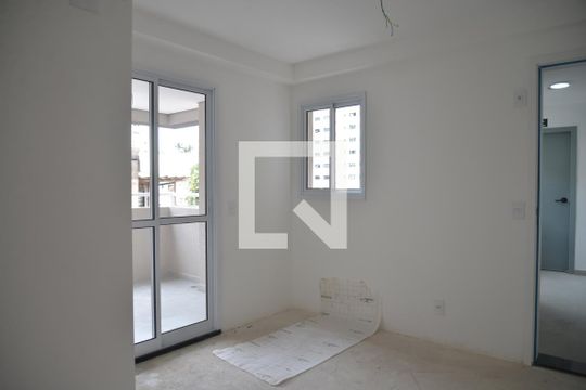 Sala de apartamento à venda com 2 quartos, 58m² em Jardim Bela Vista, Santo André