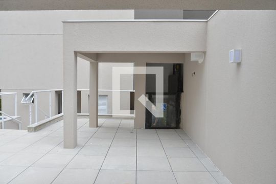 Área comum - Piscina de apartamento à venda com 2 quartos, 58m² em Jardim Bela Vista, Santo André