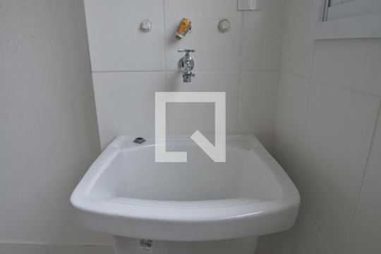 Área de Serviço de apartamento à venda com 2 quartos, 58m² em Jardim Bela Vista, Santo André