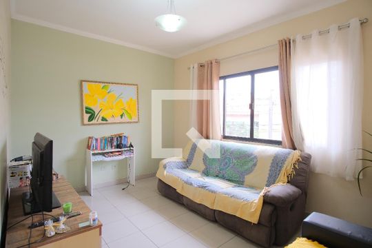 Sala de casa para alugar com 2 quartos, 111m² em Penha de França, São Paulo
