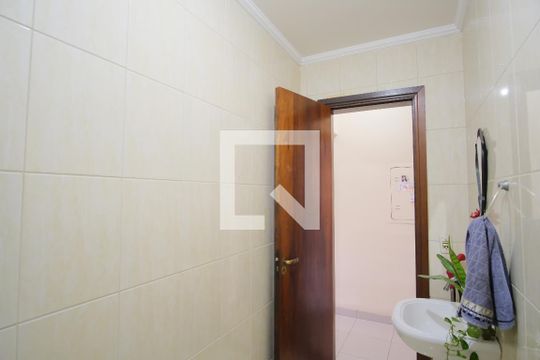 Lavabo de casa para alugar com 2 quartos, 111m² em Penha de França, São Paulo