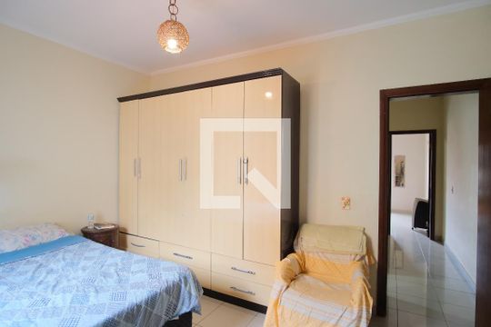 Quarto 2 de casa para alugar com 2 quartos, 111m² em Penha de França, São Paulo