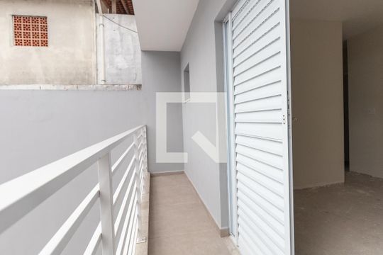 Varanda Suíte 3 de casa à venda com 3 quartos, 165m² em Vila Ré, São Paulo