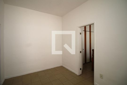 Sala de casa à venda com 1 quarto, 50m² em Irajá, Rio de Janeiro