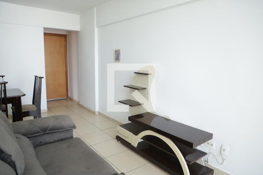 Sala de apartamento para alugar com 3 quartos, 77m² em Setor Bueno, Goiânia