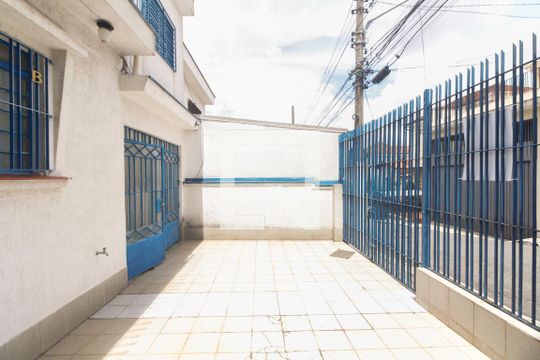 Garagem de casa à venda com 4 quartos, 156m² em Cidade Mãe do Céu, São Paulo