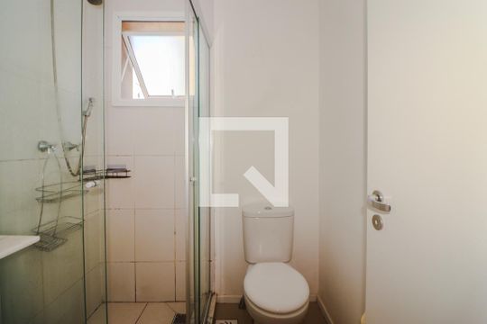 Banheiro de apartamento à venda com 2 quartos, 54m² em Jardim Carvalho, Porto Alegre