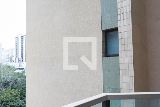 Sala de apartamento para alugar com 1 quarto, 48m² em Funcionários, Belo Horizonte