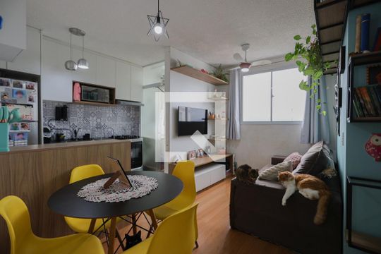 Sala de apartamento à venda com 2 quartos, 44m² em Vila Santa Maria, São Paulo