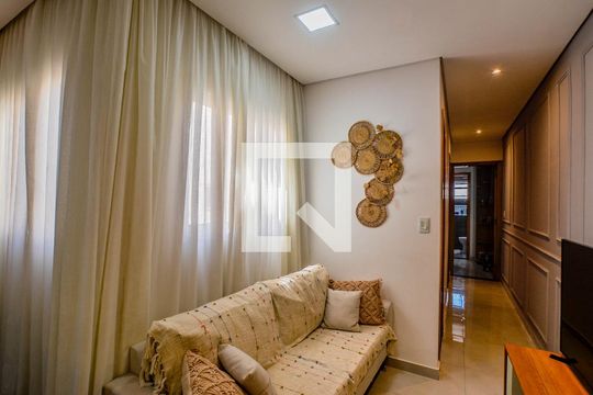 Apartamento à venda com 2 quartos, 100m² em Vila Assunção, Santo André
