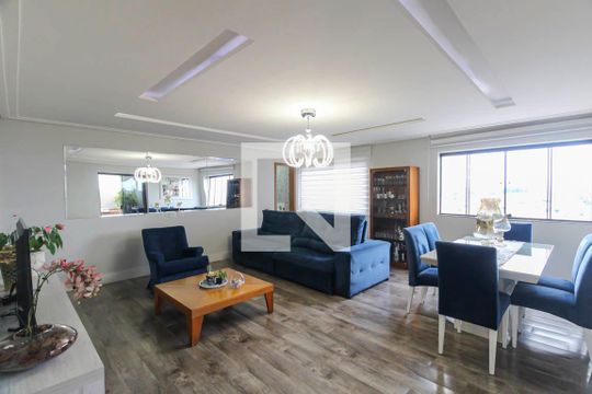 Sala de apartamento para alugar com 3 quartos, 180m² em Chácara Mafalda, São Paulo