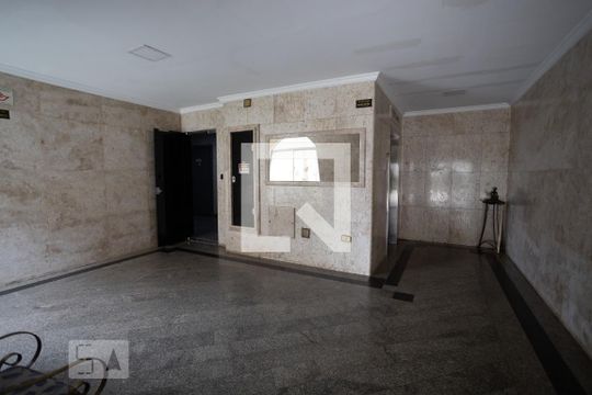 Hall social de apartamento para alugar com 3 quartos, 180m² em Chácara Mafalda, São Paulo