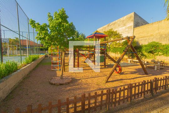 Área comum de casa de condomínio à venda com 2 quartos, 65m² em Rio Branco, Canoas