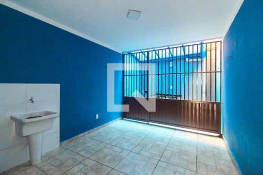 Lavanderia de casa à venda com 3 quartos, 180m² em Jardim Norma, São Paulo