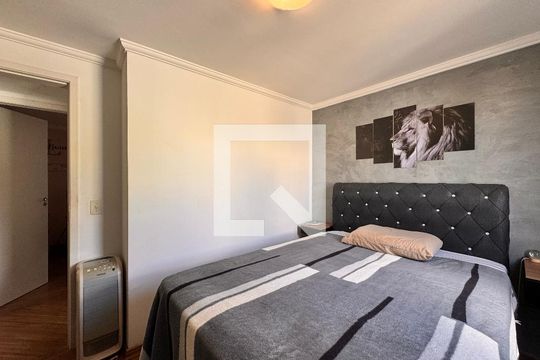 Quarto 1 de apartamento à venda com 2 quartos, 45m² em Parque São Vicente, Mauá