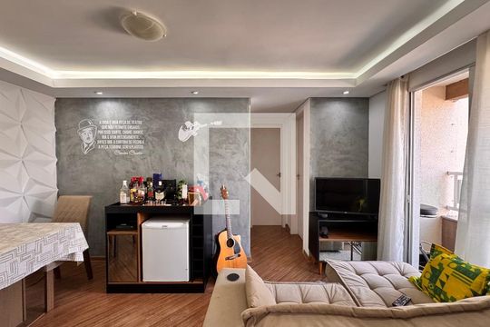 Sala de apartamento à venda com 2 quartos, 45m² em Parque São Vicente, Mauá