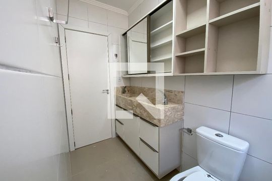 Banheiro da Suíte de casa à venda com 3 quartos, 172m² em Canudos, Novo Hamburgo