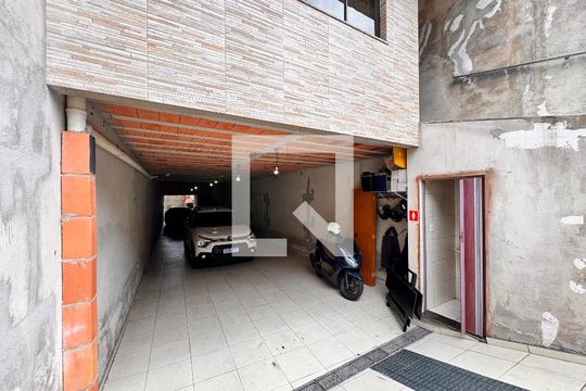 Garagem de casa à venda com 3 quartos, 266m² em Vila Guaraciaba, Santo André
