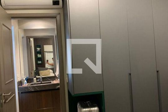 Apartamento à venda com 1 quarto, 37m² em Santo Amaro, São Paulo