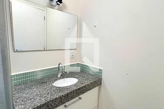 Banheiro Social de casa de condomínio à venda com 3 quartos, 126m² em Medeiros, Jundiaí