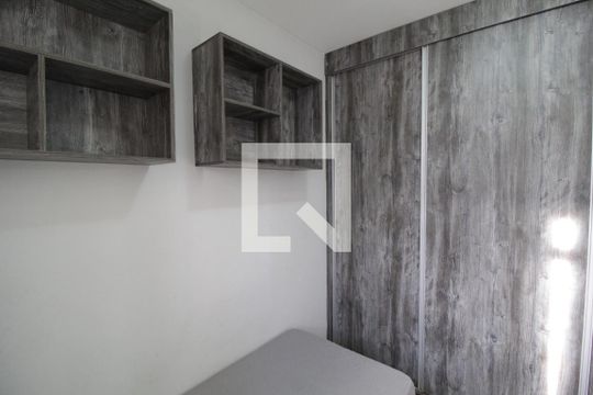 Quarto 2 de apartamento para alugar com 2 quartos, 45m² em Shopping Park, Uberlândia