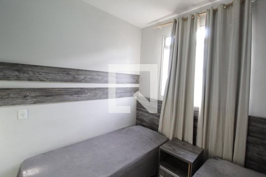 Quarto 2 de apartamento para alugar com 2 quartos, 45m² em Shopping Park, Uberlândia
