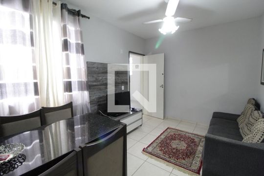 Sala de apartamento para alugar com 2 quartos, 45m² em Shopping Park, Uberlândia
