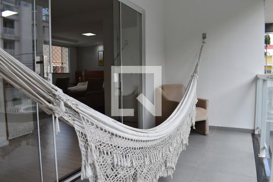 Varanda da Suíte 4 de casa para alugar com 4 quartos, 300m² em Centro Cívico, Curitiba