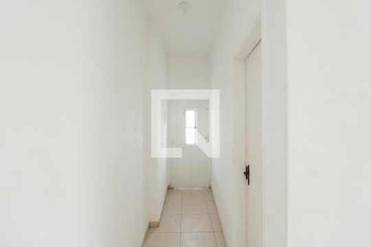 Corredor de apartamento para alugar com 1 quarto, 50m² em Carandiru, São Paulo