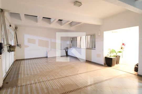 Garagem de casa à venda com 4 quartos, 400m² em Jardim Leonor Mendes de Barros, São Paulo