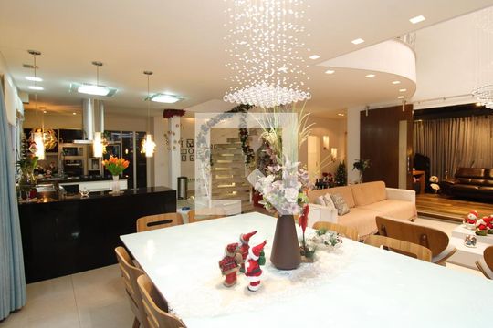 Sala de casa à venda com 4 quartos, 400m² em Jardim Leonor Mendes de Barros, São Paulo