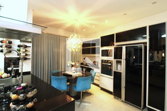 Cozinha de casa à venda com 4 quartos, 400m² em Jardim Leonor Mendes de Barros, São Paulo