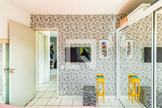 Quarto 01 de apartamento à venda com 2 quartos, 57m² em Jardim Ester, São Paulo