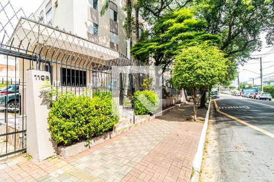 Fachada de apartamento à venda com 2 quartos, 57m² em Jardim Ester, São Paulo