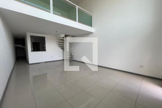 Sala de casa à venda com 3 quartos, 225m² em Jardim Bonfiglioli, São Paulo