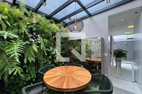 Área externa de apartamento à venda com 4 quartos, 400m² em Barra da Tijuca, Rio de Janeiro