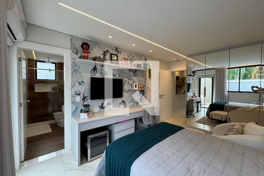 Suíte 1 de apartamento à venda com 4 quartos, 400m² em Barra da Tijuca, Rio de Janeiro
