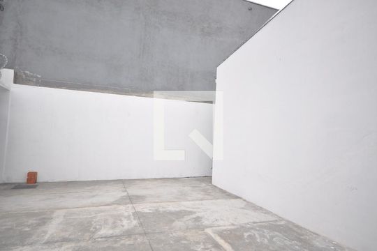 Área comum de casa para alugar com 1 quarto, 32m² em Vila Constança, São Paulo