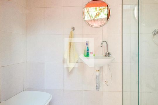Casa à venda com 4 quartos, 252m² em Cambuci, São Paulo