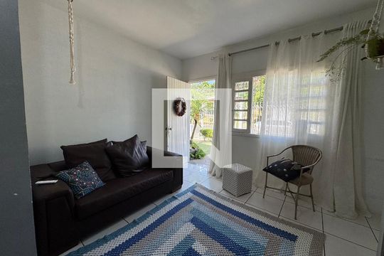 Sala de casa à venda com 3 quartos, 235m² em Scharlau, São Leopoldo