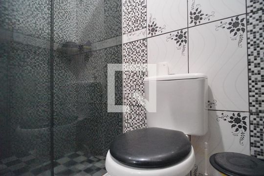Banheiro de casa à venda com 4 quartos, 110m² em Santo Afonso, Novo Hamburgo
