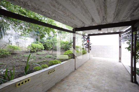 Garagem de casa à venda com 3 quartos, 213m² em  Jardim da Glória, São Paulo