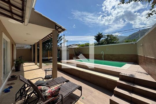 Área externa de casa de condomínio à venda com 4 quartos, 280m² em Vargem Grande, Rio de Janeiro