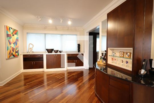 Sala de apartamento à venda com 4 quartos, 288m² em Paraíso do Morumbi, São Paulo
