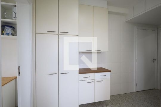 Área de Serviço de apartamento à venda com 4 quartos, 288m² em Paraíso do Morumbi, São Paulo